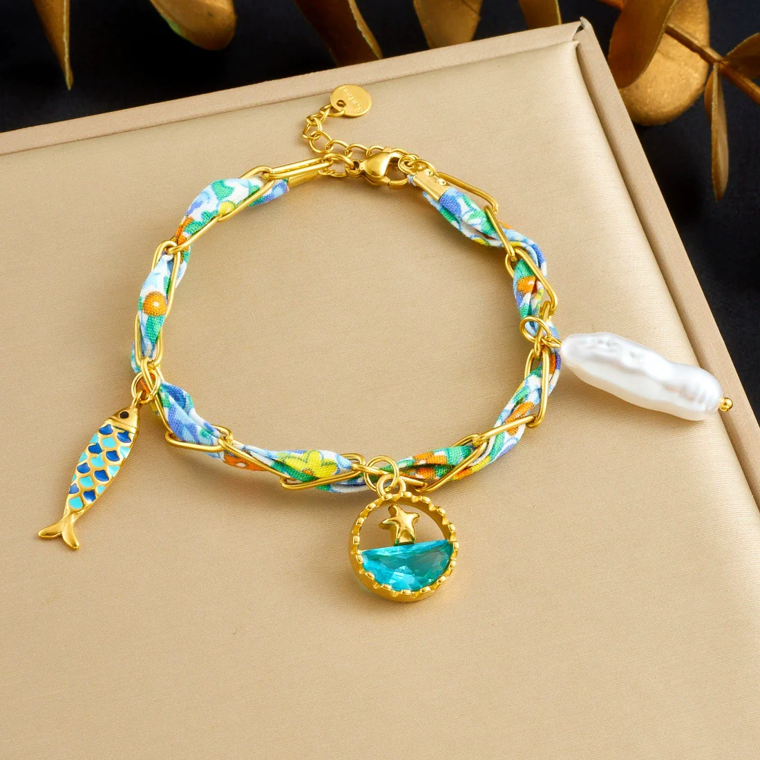 Wholesale Fashion Printed Silk Scarf And Stainless Steel Electroplated Animals Zodiac Pendant Bracelet For Women - Image 2