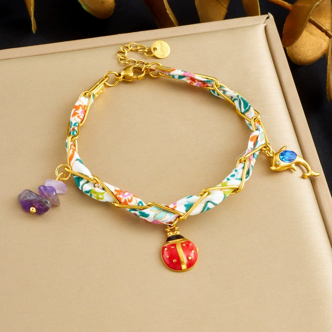 Wholesale Fashion Printed Silk Scarf And Stainless Steel Electroplated Animals Zodiac Pendant Bracelet For Women - Image 3