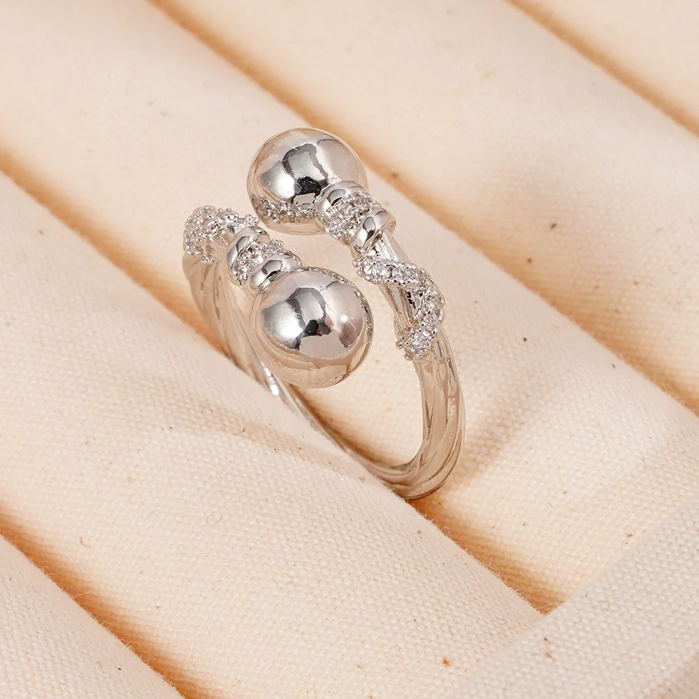 Wholesale Fashion Retro Simple Love Copper Ring Inlaid Zircon With Geometric Pattern And Electroplating For Women - Image 11
