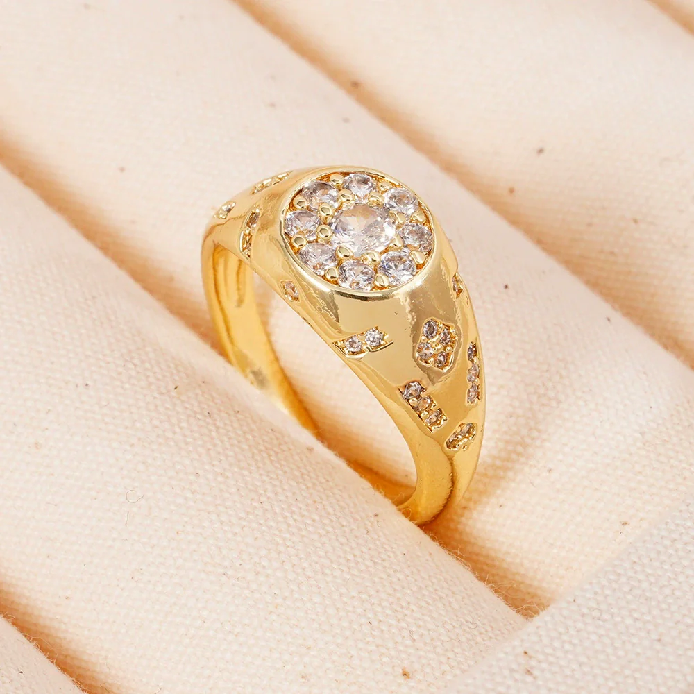 Wholesale Fashion Retro Simple Love Copper Ring Inlaid Zircon With Geometric Pattern And Electroplating For Women - Image 6