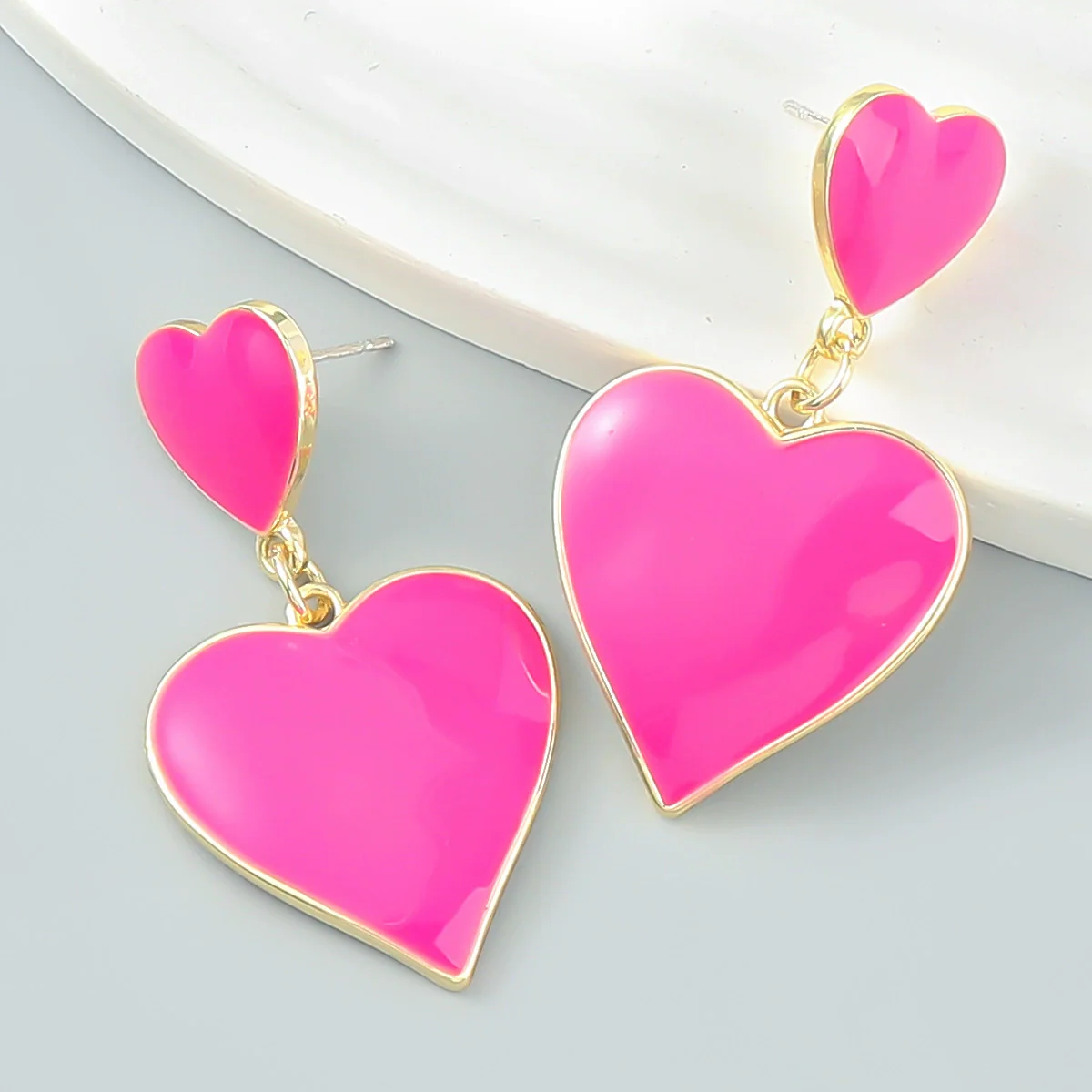 Wholesale Fashion Simple Personality Multi Layer Love Shaped Alloy Oil Drop Earrings - Image 2