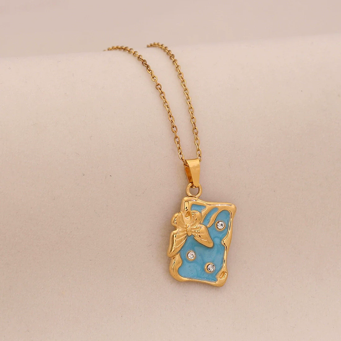 Wholesale Fashion Stainless Steel Multicolor Oil Drop Insect Pattern Butterfly Pendant Necklace For Office Ladies - Image 3