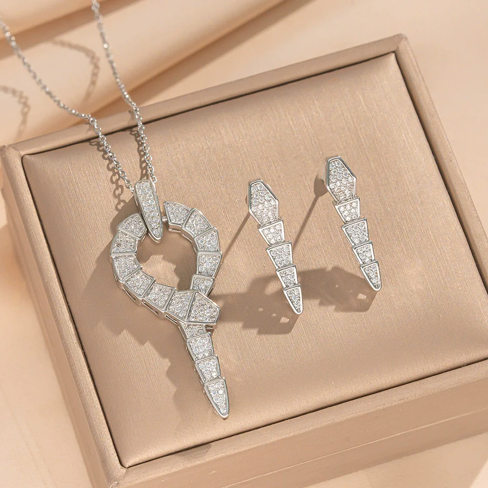 Wholesale Fashion Unisex Snake Shape Inlaid Zircon Titanium Steel And Copper Necklace And Earrings Set - Image 8