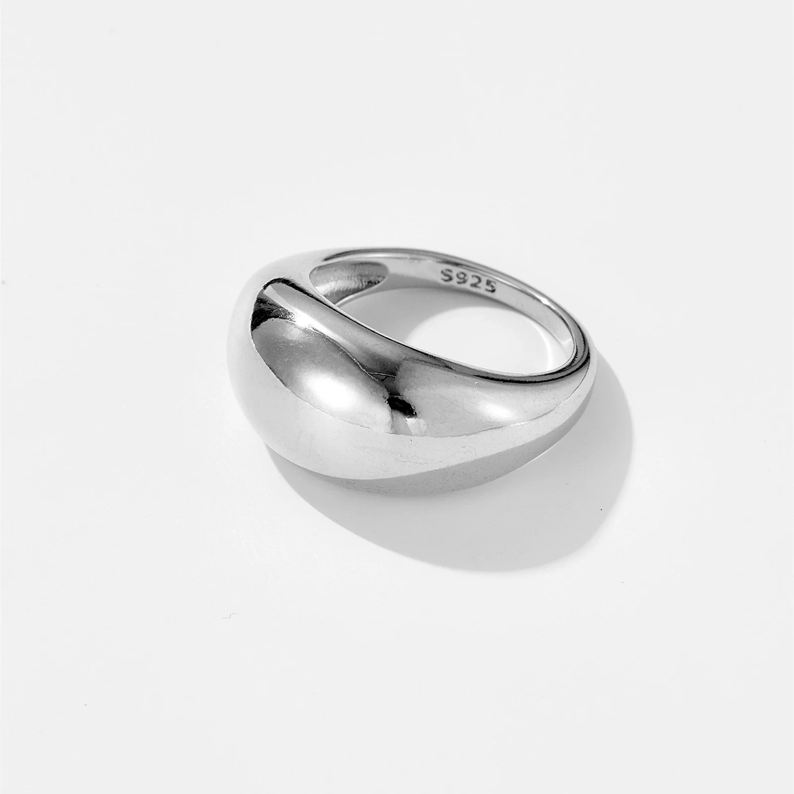 Wholesale Fashionable Geometric Design Closed Stacked Women's Ring Copper Electroplated Platinum 18K Gold - Image 4