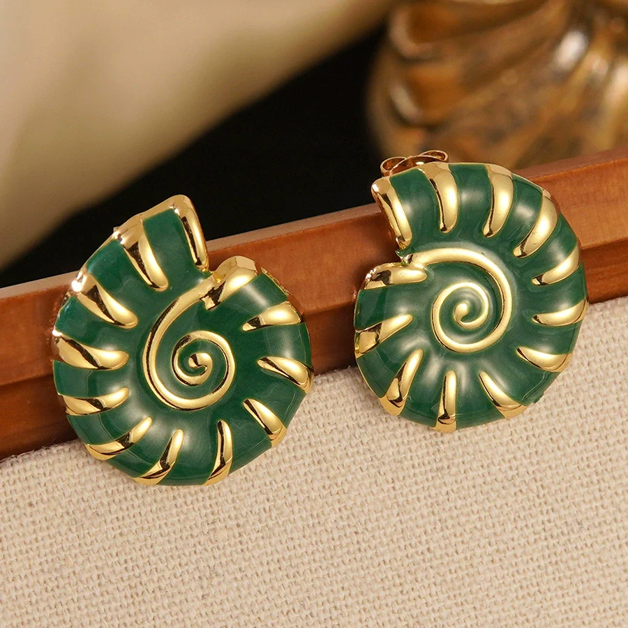 Wholesale Fashionable Oildripping Conch Design Stainless Steel Earrings For Women - Image 2