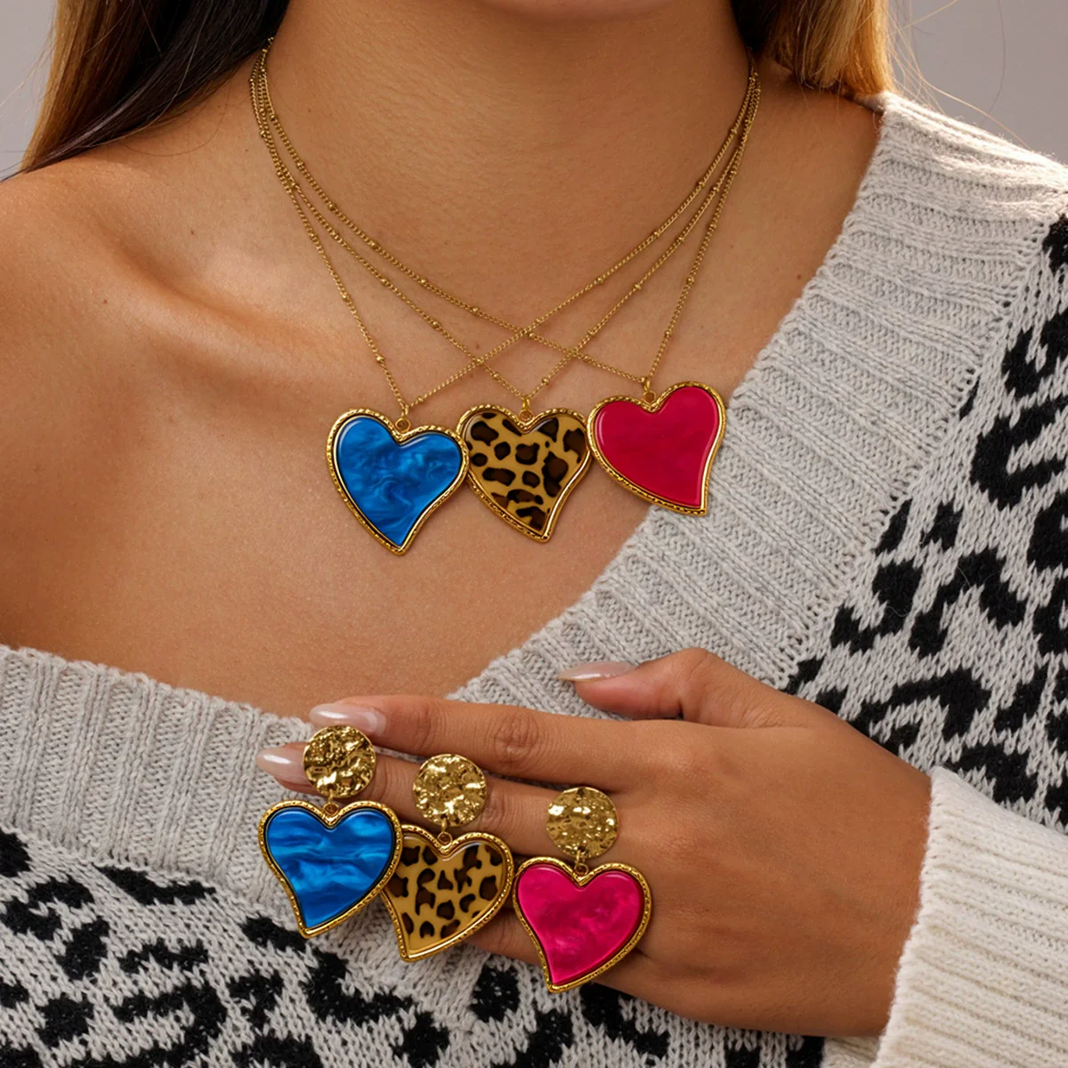 Wholesale Fashionable Retro Leopard Print Heartshaped Stainless Steel Electroplated Women's Pendant Necklace