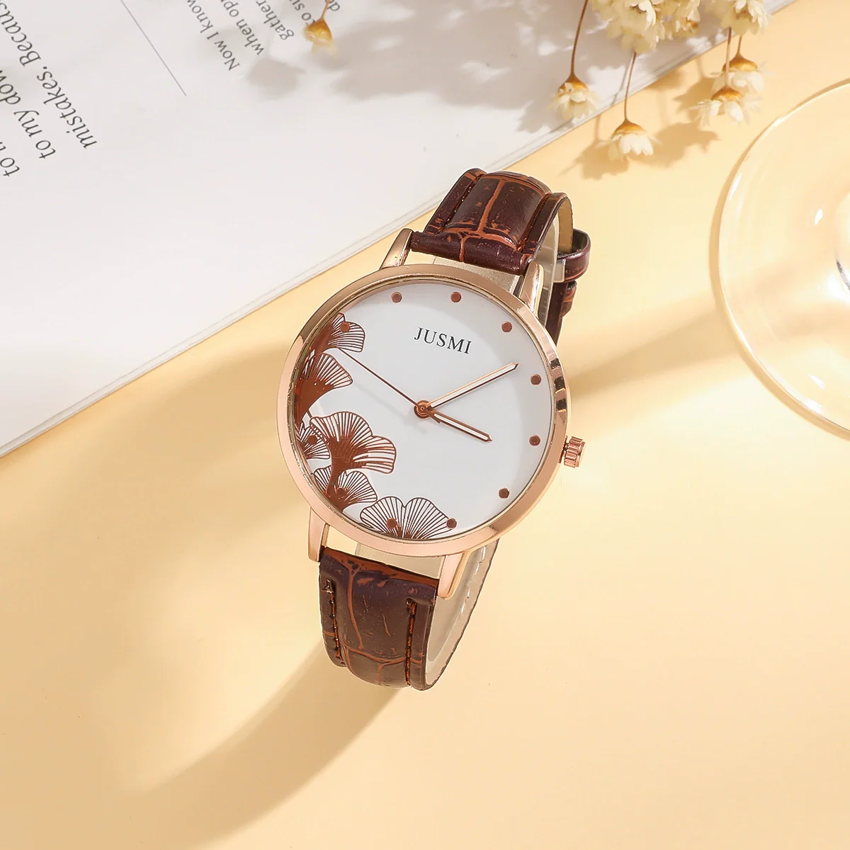 Wholesale Female Medieval Retro Gift Set With Alloy Belt Watch And Bracelet Oval Dial - Image 4
