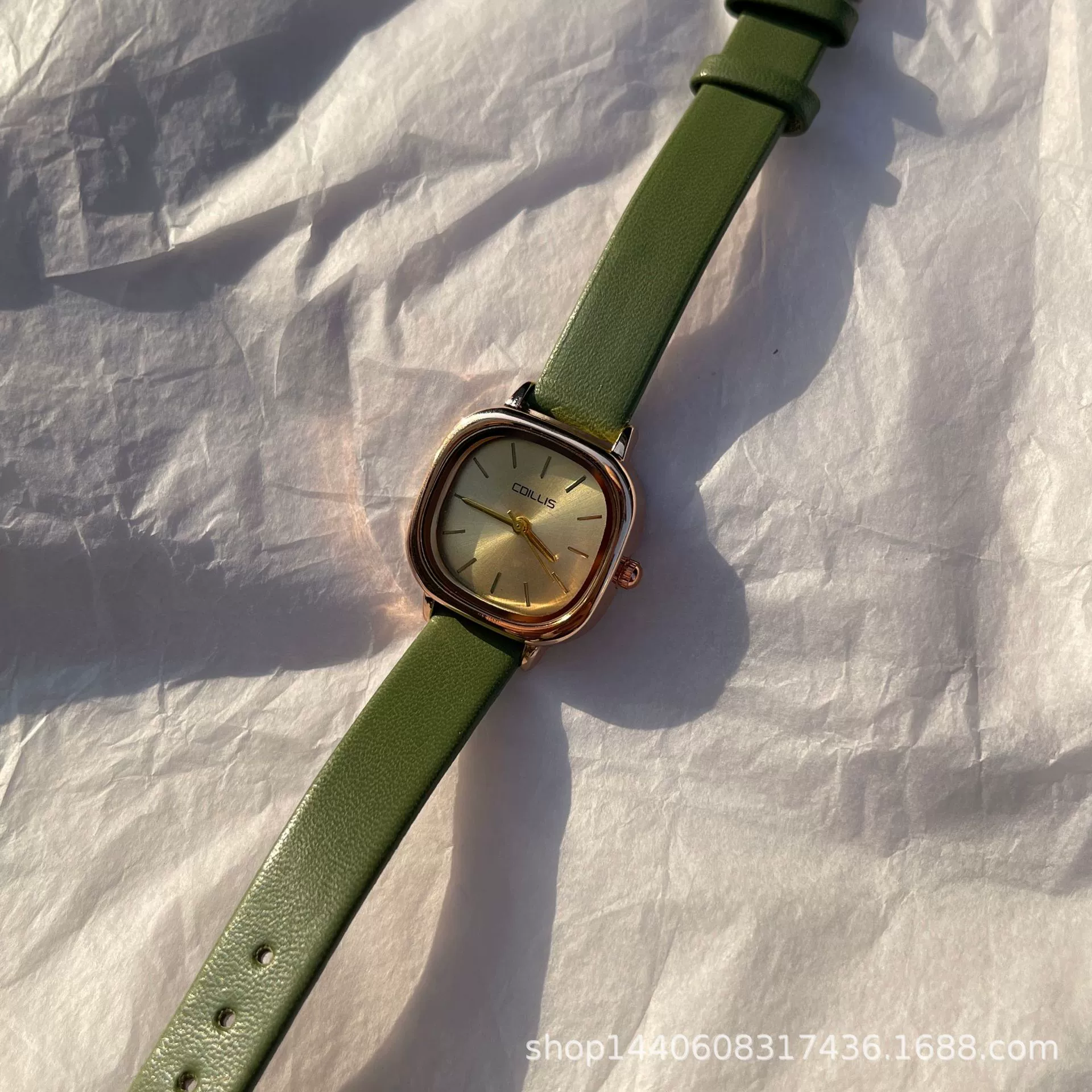 Wholesale Female Retro Square Alloy Case Ordinary Glass Mirror Leisure Student Watch - Image 5
