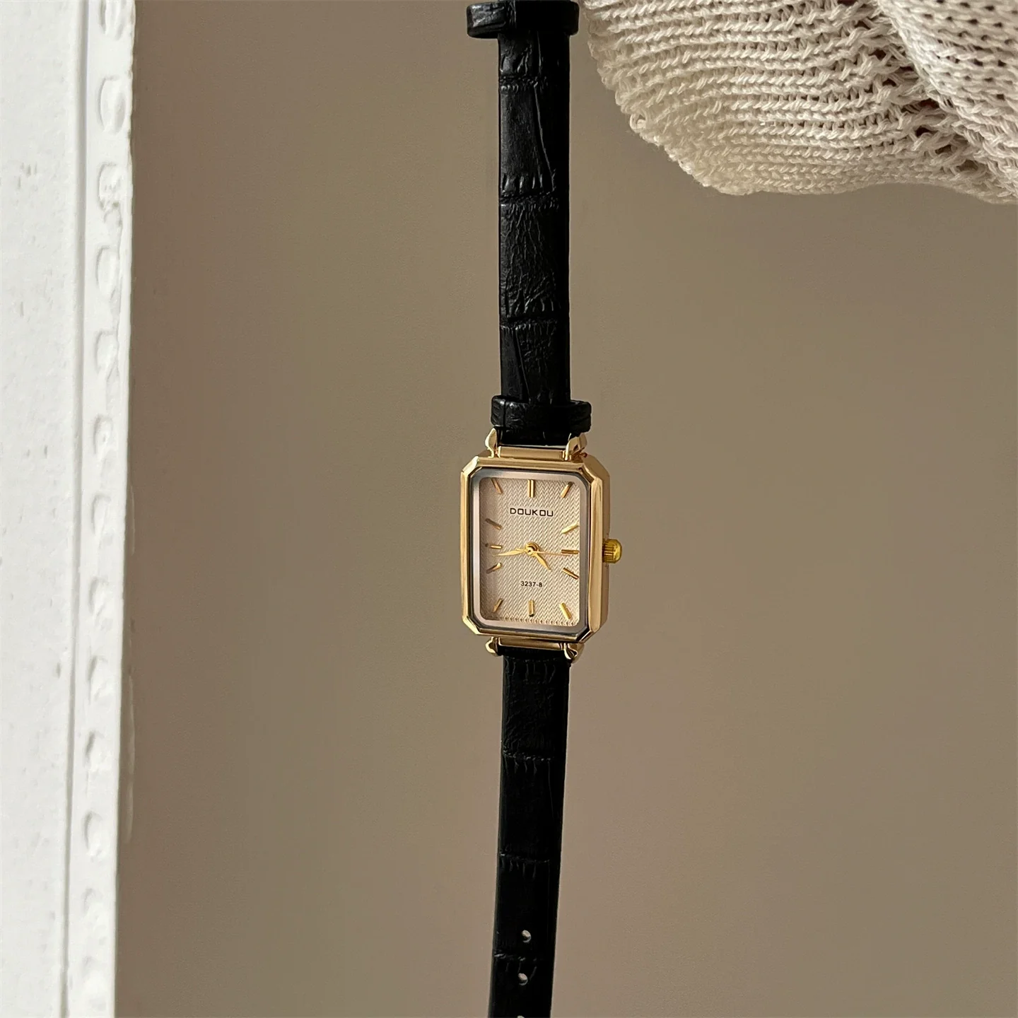 Wholesale Female Student Belt Watch Alloy Rectangle Pin Buckle Style Simple Fashion Elegant - Image 6