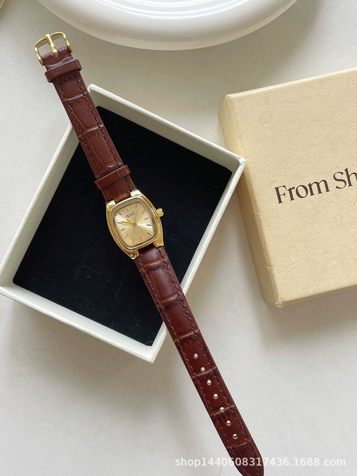 Wholesale Female Student Watch Metal Antique Style Simple Retro Allmatch - Image 7