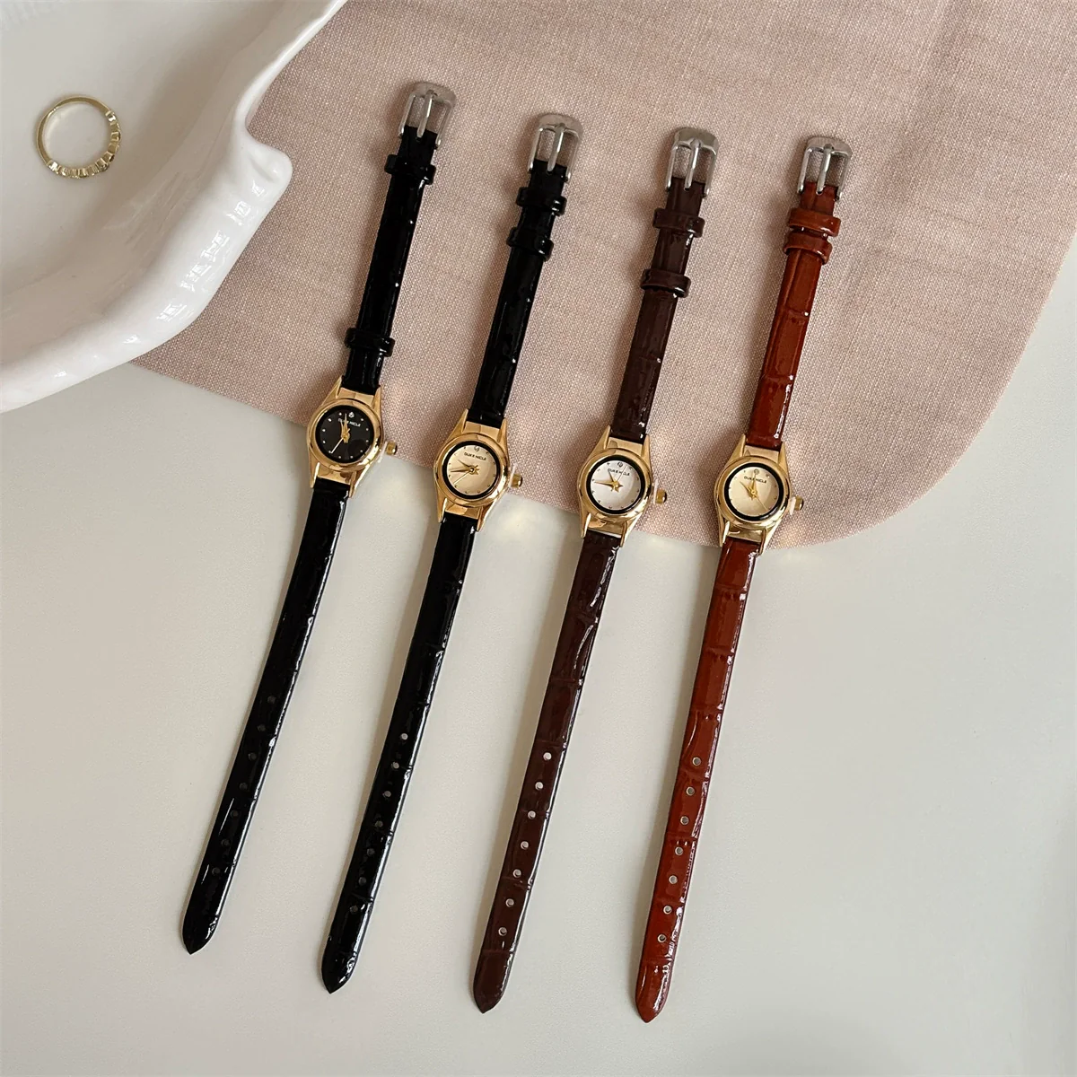 Wholesale Female Watch Metal Imitation Leather Strap Round Dial Fashion Simple Style - Image 5