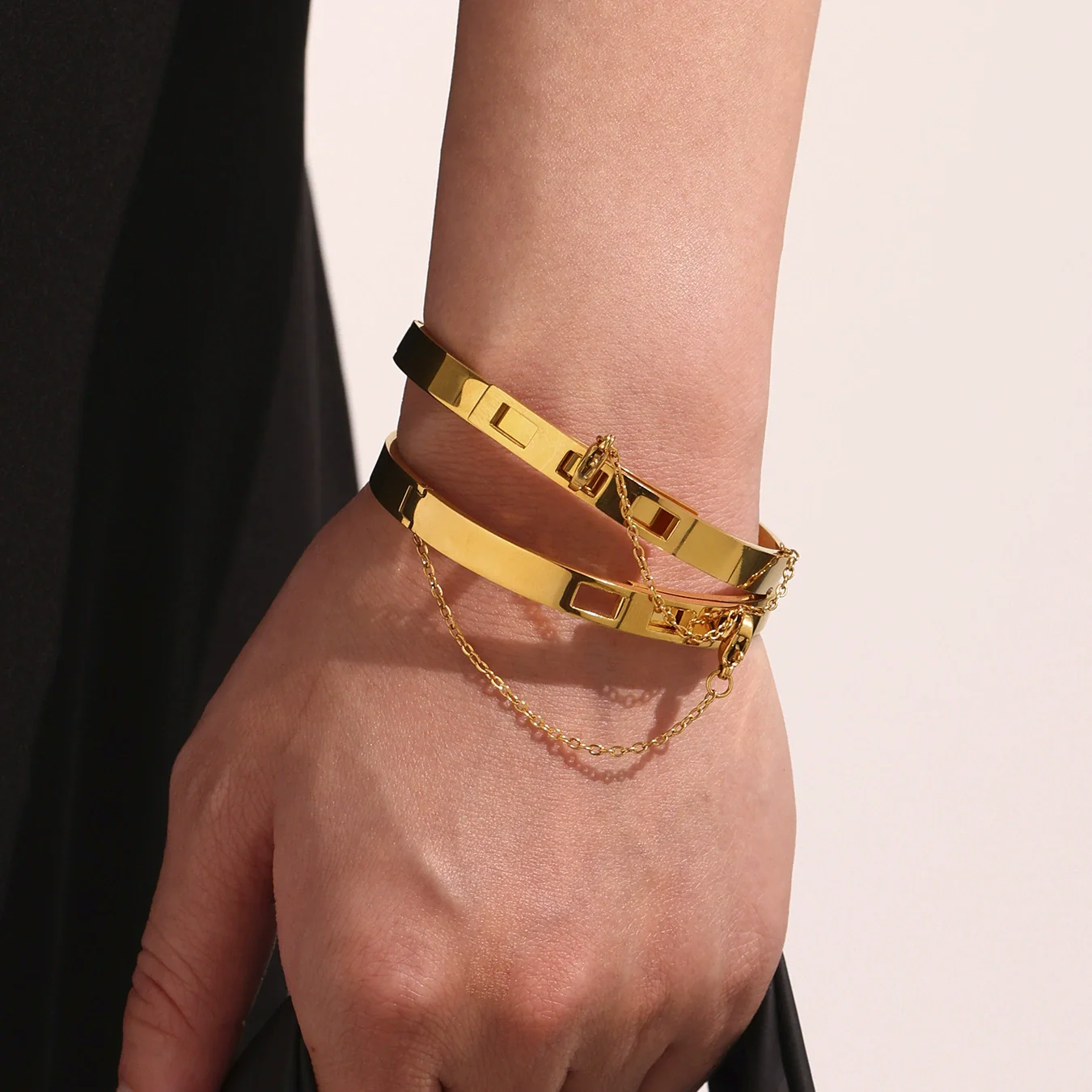 Wholesale Ferris Wheel Geometric Fashion Jewelry Chain Tassel Buckle Bracelet Stainless Steel Electroplated Couple Bracelet - Image 2