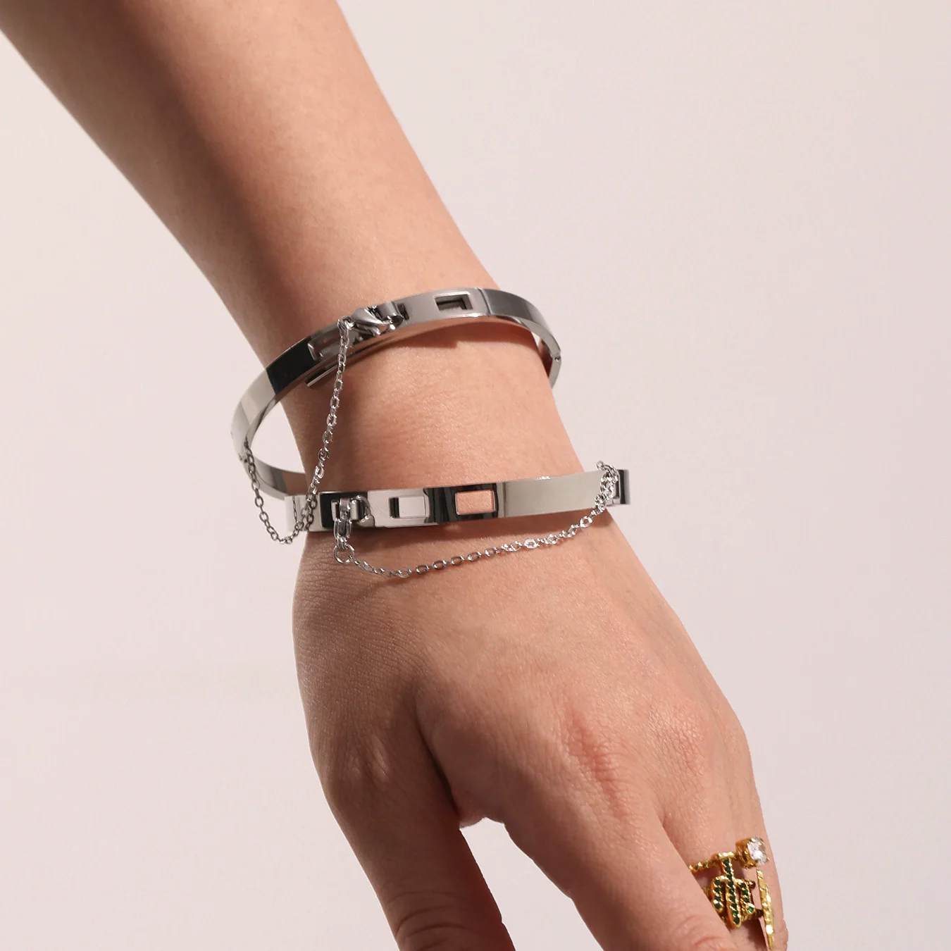 Wholesale Ferris Wheel Geometric Fashion Jewelry Chain Tassel Buckle Bracelet Stainless Steel Electroplated Couple Bracelet - Image 4