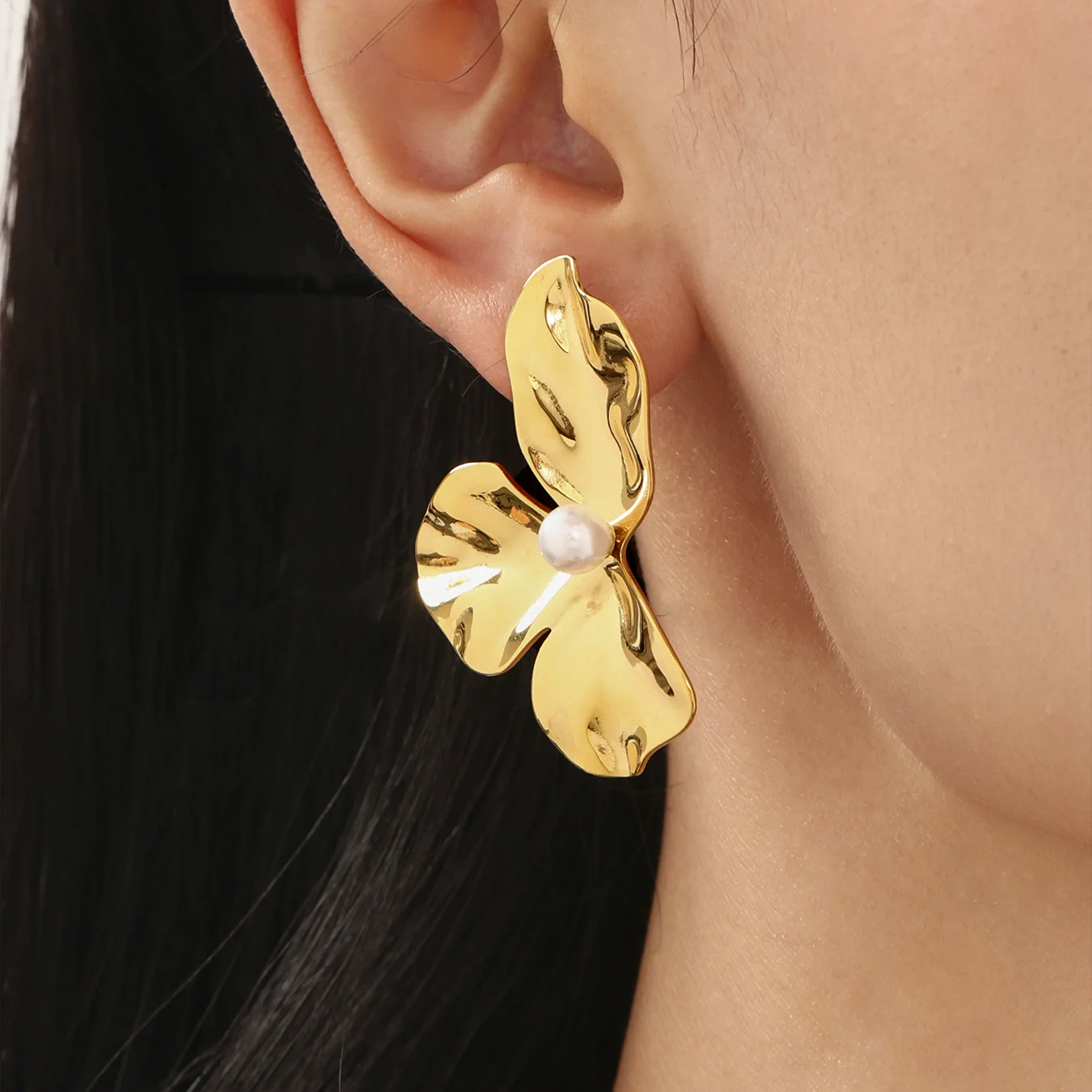Wholesale Ferris Wheel Geometric Stainless Steel Electroplated Sunflower Petals And Shell Beads Exaggerated Earrings For Women - Image 2