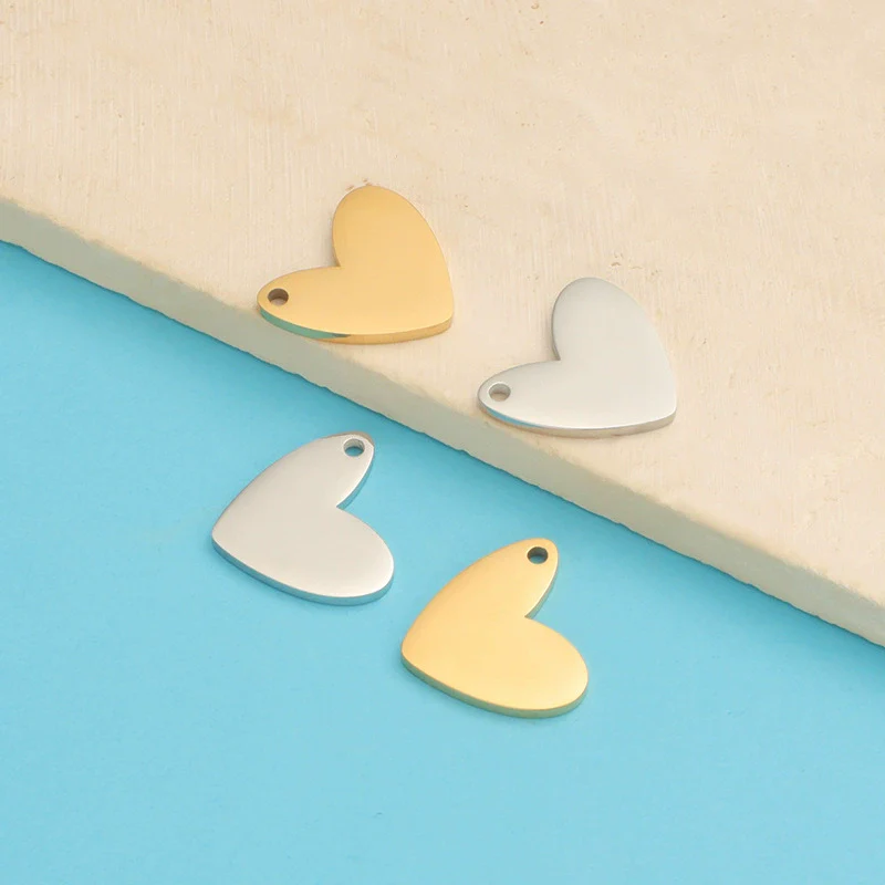 Wholesale Fresh Style Stainless Steel Heart Shaped Love Pendant Jewelry Accessories With Electroplating - Image 2