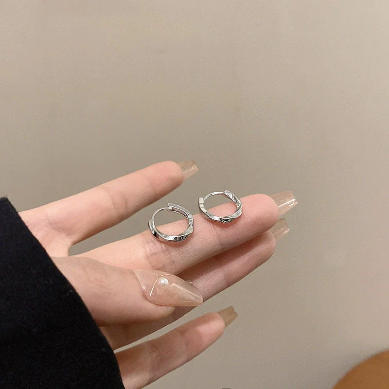 Wholesale Geometric Copper Electroplated Circle Earrings For Women - Image 2