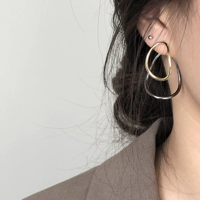 Wholesale Geometric Copper Electroplated Highend Women's Triangle Chain Earrings - Image 12