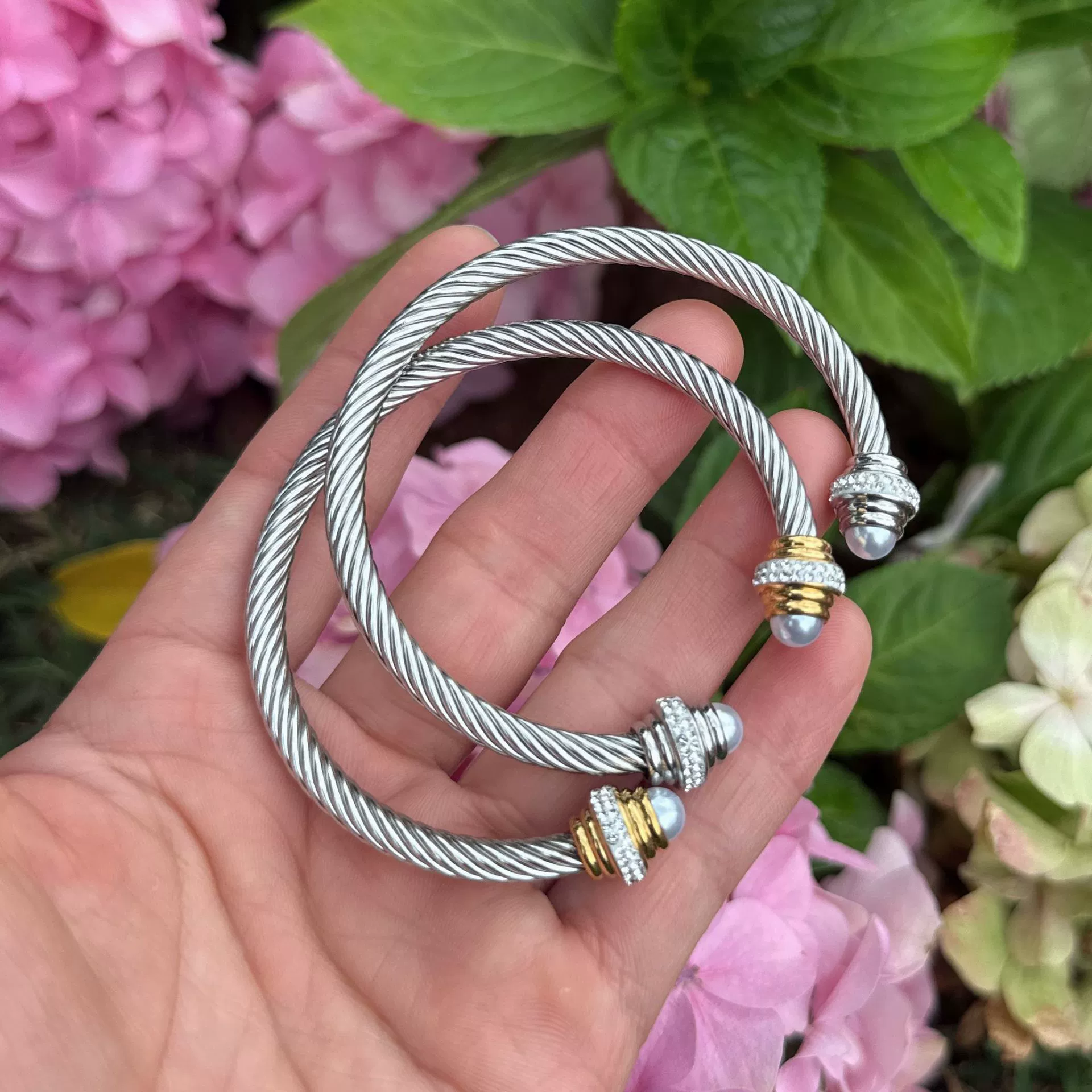 Wholesale Geometric Electroplated Stainless Steel Light Luxury Style Bracelet Jewelry For Girls - Image 2