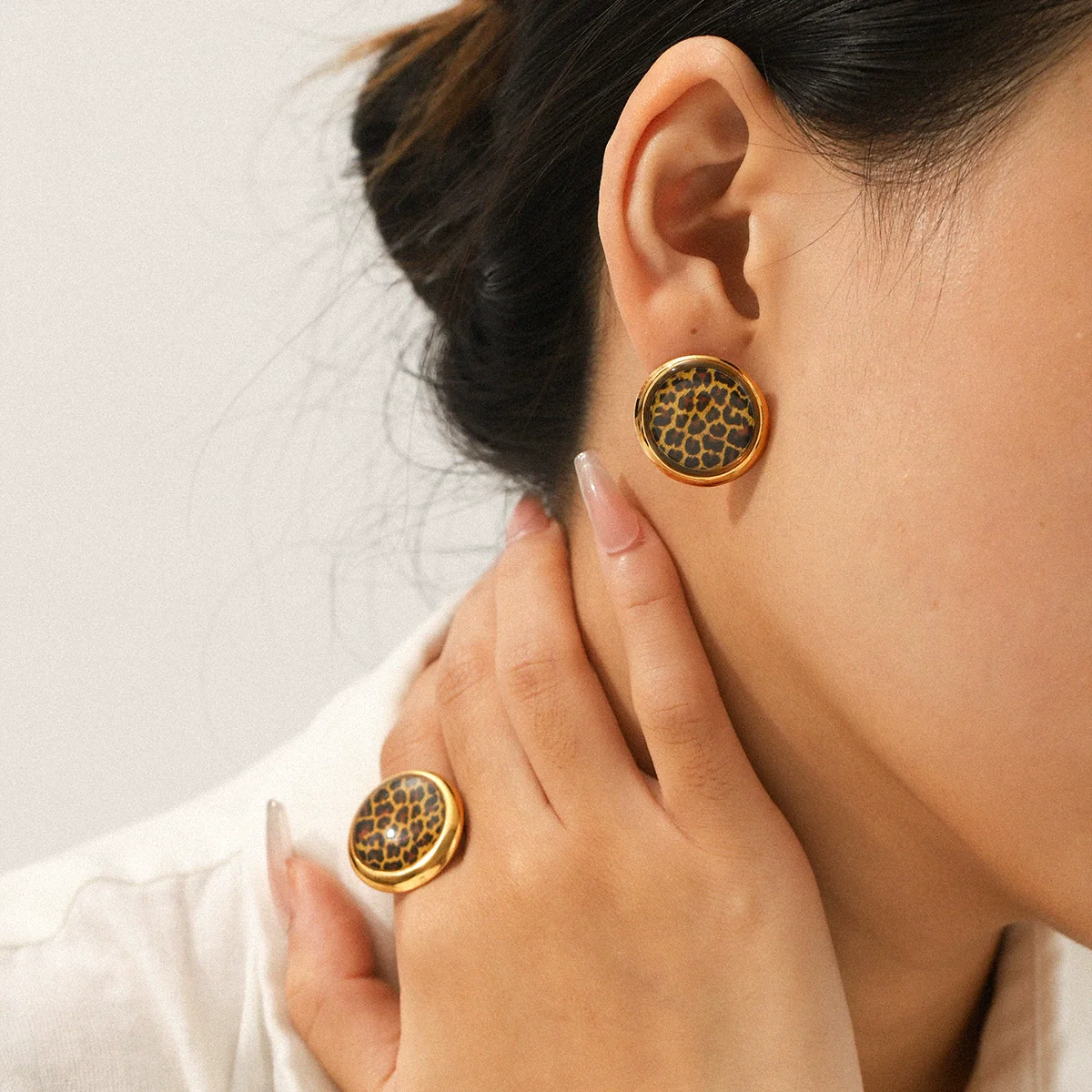 Wholesale Geometric Leopard Print Stainless Steel Gold Plated Earrings And Ring For Women