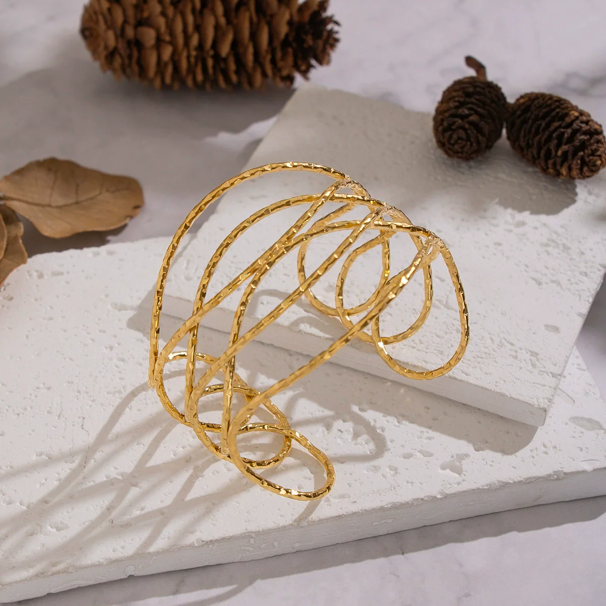 Wholesale Geometric Lines Cross Hollow Opening Stainless Steel Electroplated Bracelet Jewelry For Girls - Image 4