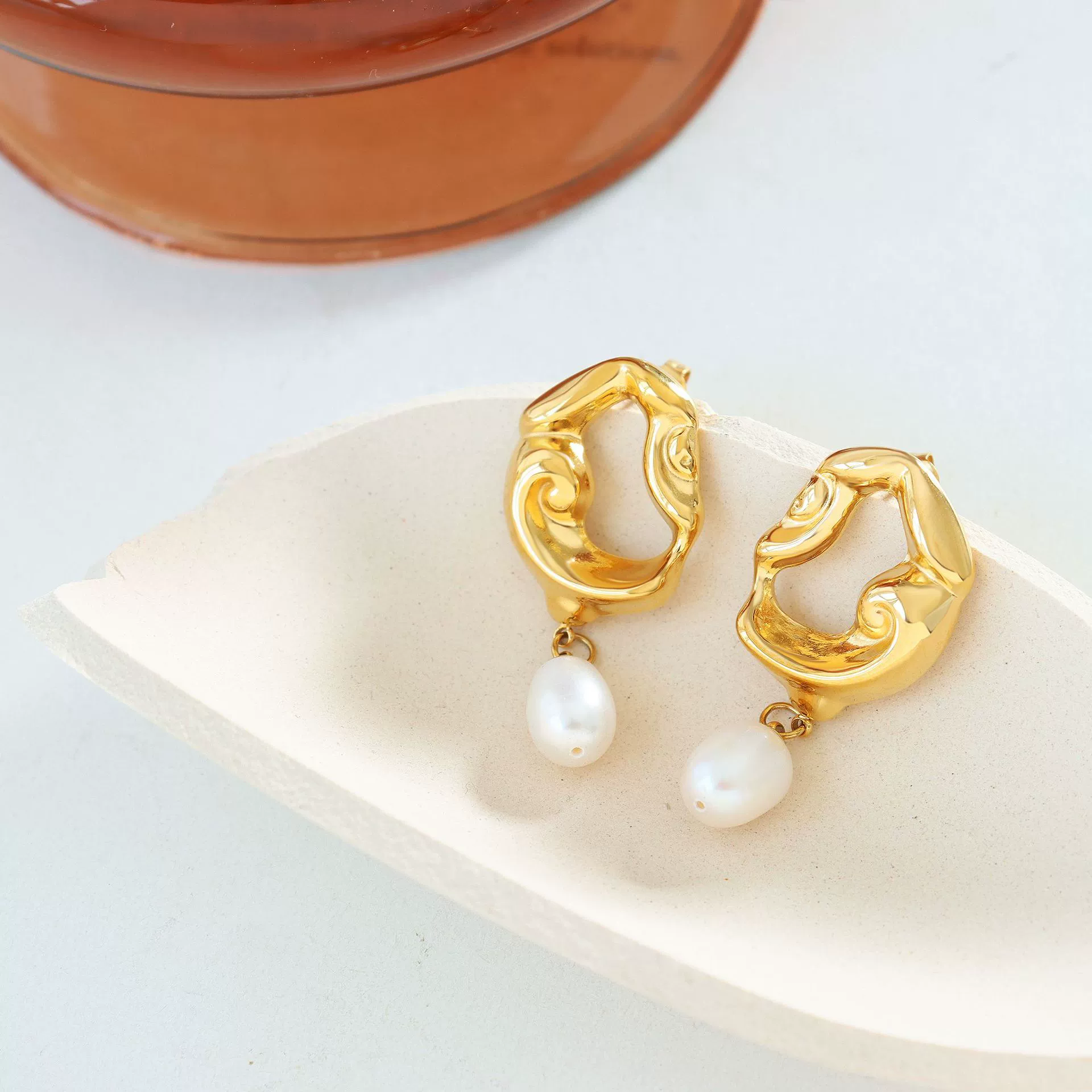 Wholesale Geometric Medieval Baroque Freshwater Pearl And Stainless Steel Electroplated Earrings Unisex Ins Style Minimalist - Image 2