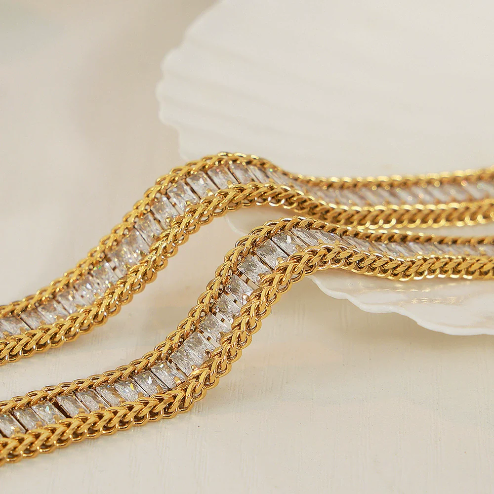 Wholesale Geometric Pattern Inlaid Zircon Goldplated Titanium Steel Bracelet For Women - Image 2