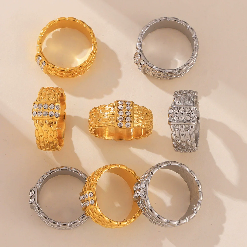 Wholesale Geometric Patterned Inlaid Woven Texture 18K True Gold Plated Titanium Steel Ring Jewelry For Women - Image 4
