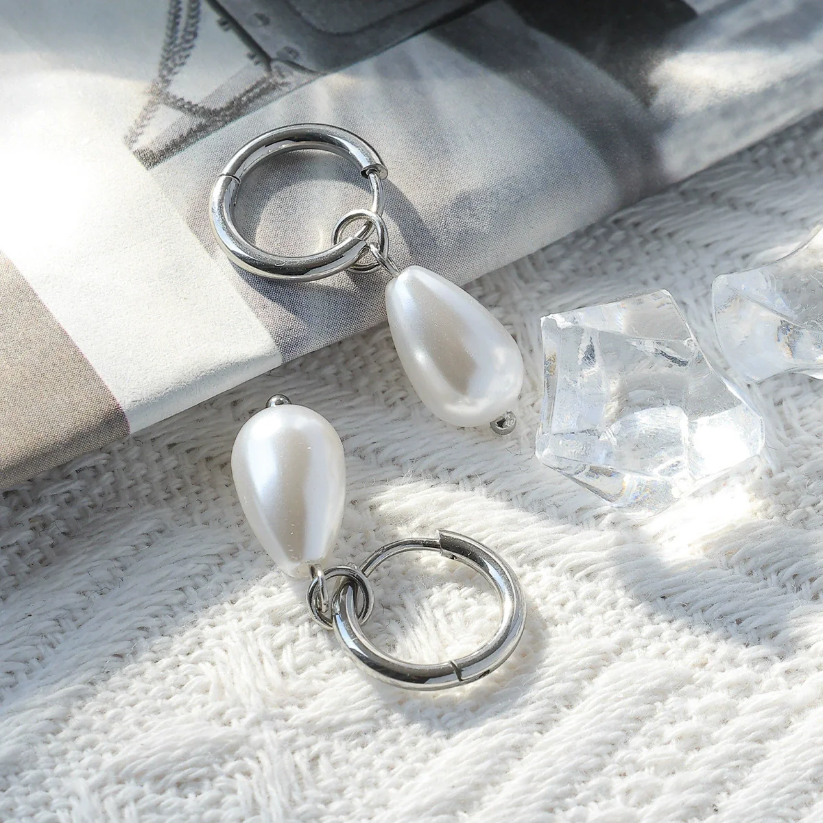 Wholesale Geometric Pearl Earrings Titanium Steel Jewelry Electroplated Retro Style For Women - Image 4