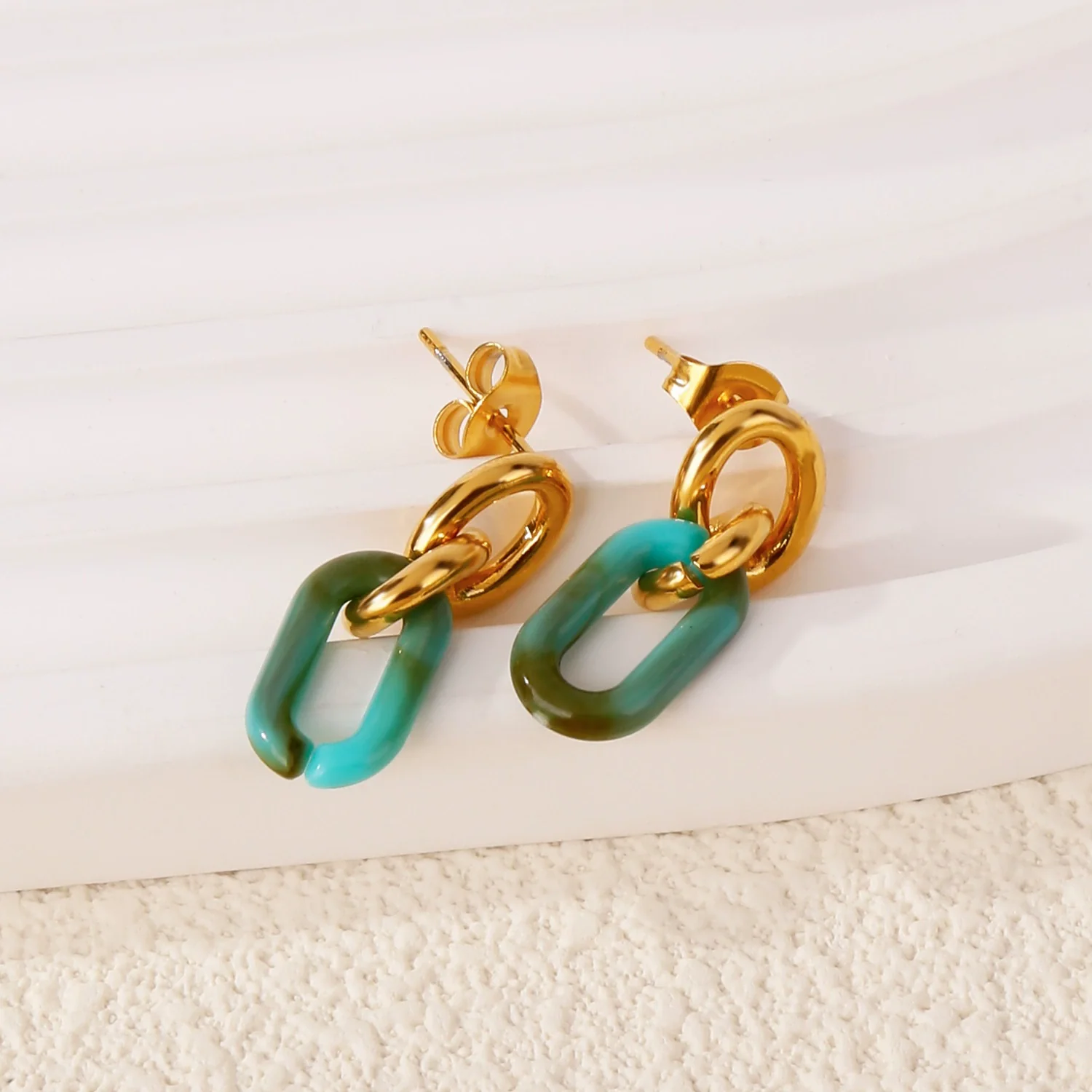 Wholesale Geometric Personality Earrings Acrylic Stainless Steel Mixed Material 18K Gold Plated Electroplating For Women - Image 2