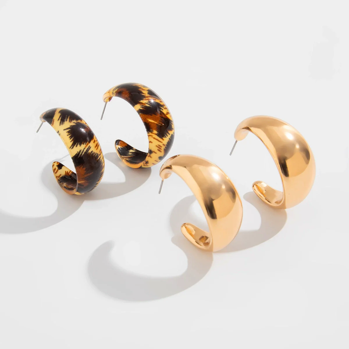 Wholesale Geometric Resin And Plastic Handmade Leopard Cshaped Women's Earrings - Image 4