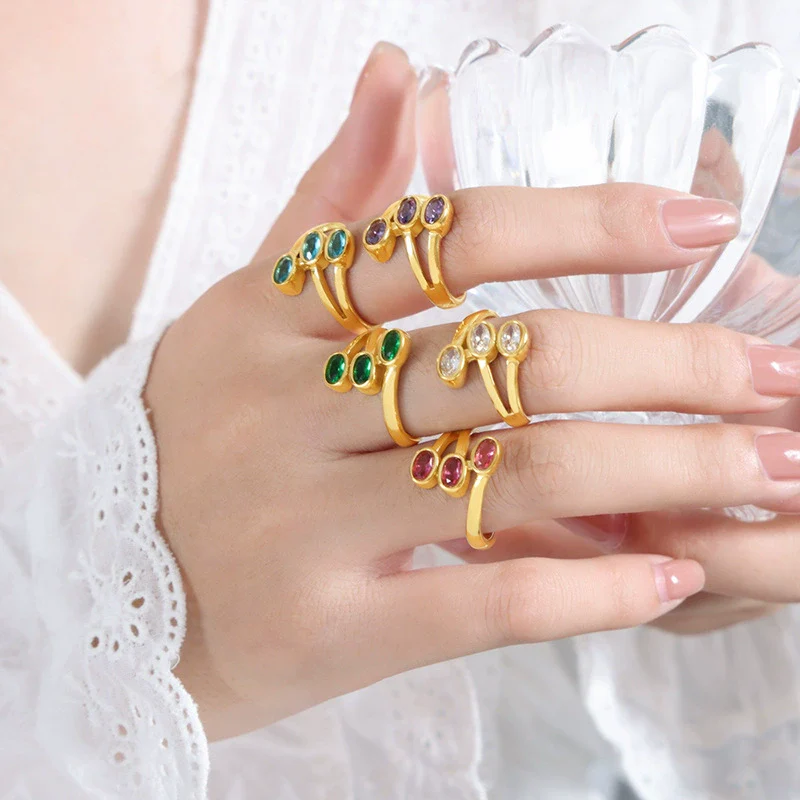 Wholesale Geometric Retro Small Color Glass Stone Inlaid Layered Stitching Electroplated Titanium Steel Open Ring Unisex - Image 4
