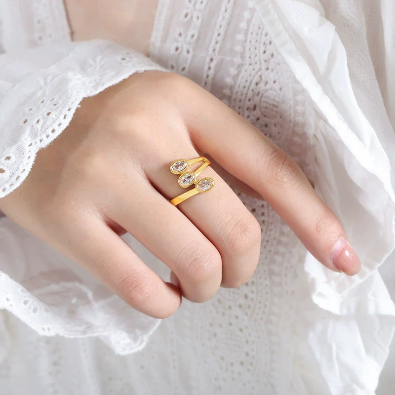 Wholesale Geometric Retro Small Color Glass Stone Inlaid Layered Stitching Electroplated Titanium Steel Open Ring Unisex - Image 6