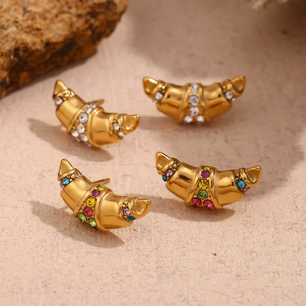Wholesale Geometric Stainless Steel 18K Gold Plated Casting Microset Rhinestone Horn Earrings For Women - Image 3