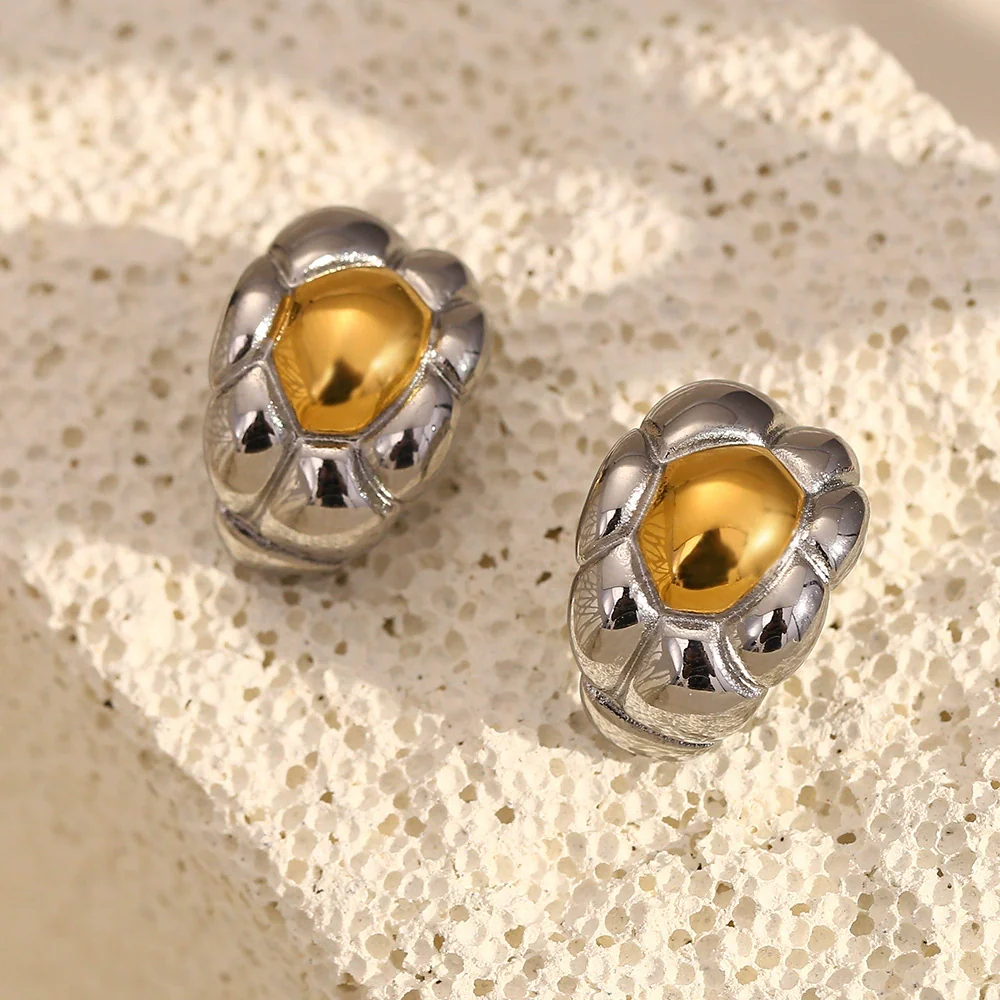 Wholesale Geometric Stainless Steel 18K Gold Plated Twocolor Armor Wide Horn Earrings For Women