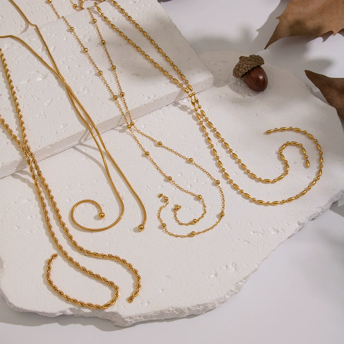 Wholesale Geometric Stainless Steel 18K Real Gold Plated Chain Necklace For Girls - Image 2