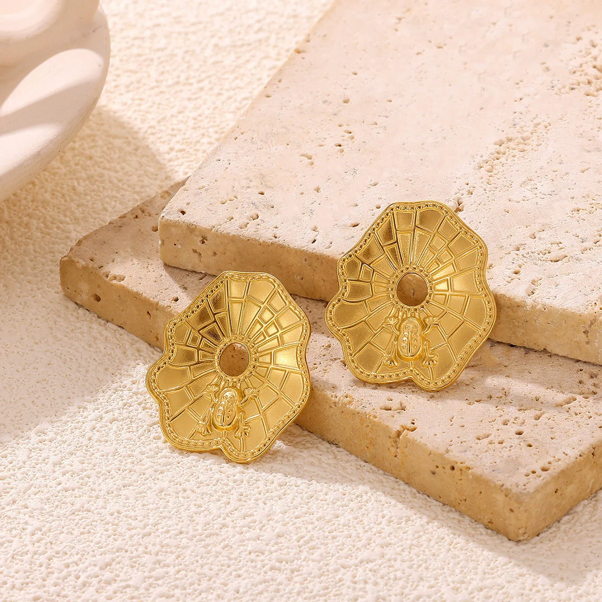 Wholesale Geometric Stainless Steel And Gold Electroplated Earrings For Unisex - Image 2