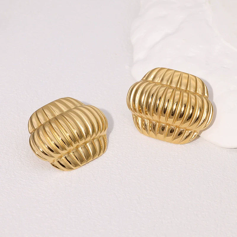 Wholesale Geometric Stainless Steel Electroplated Earrings For Women - Image 2