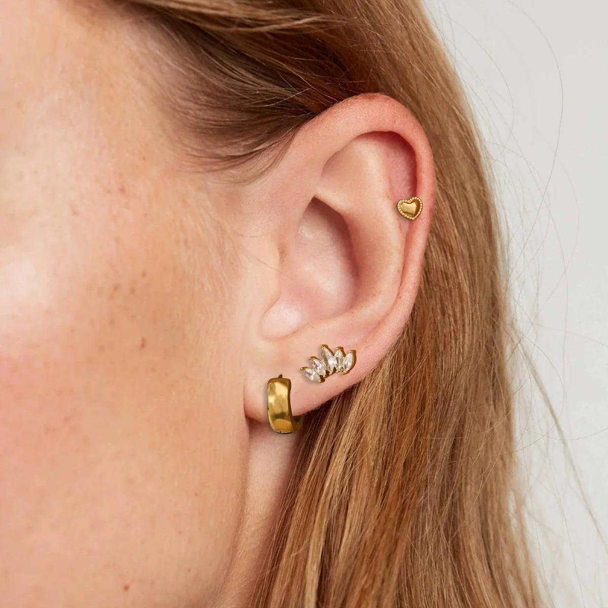 Wholesale Geometric Stainless Steel Electroplated Hoop Earrings For Women - Image 3