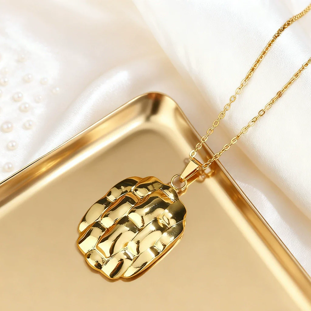 Wholesale Geometric Stainless Steel Electroplated Jewelry Set For Women Necklaces And Earrings - Image 2