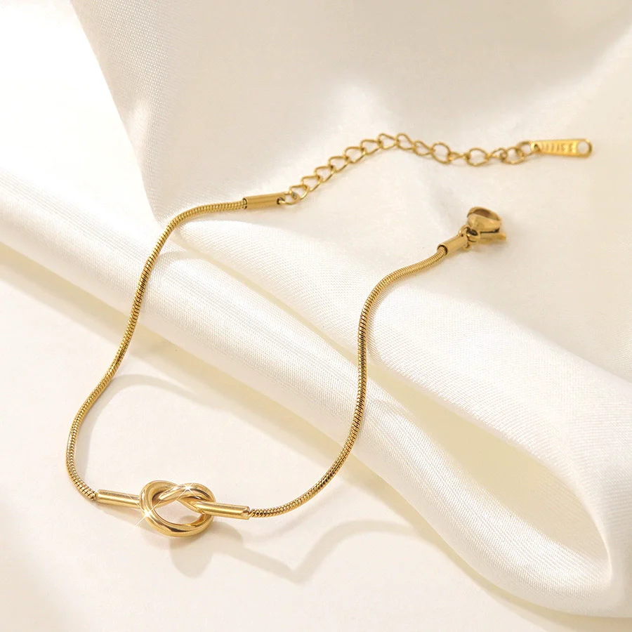 Wholesale Geometric Stainless Steel Gold Plated Knotted Snake Chain Bracelet For Women - Image 4