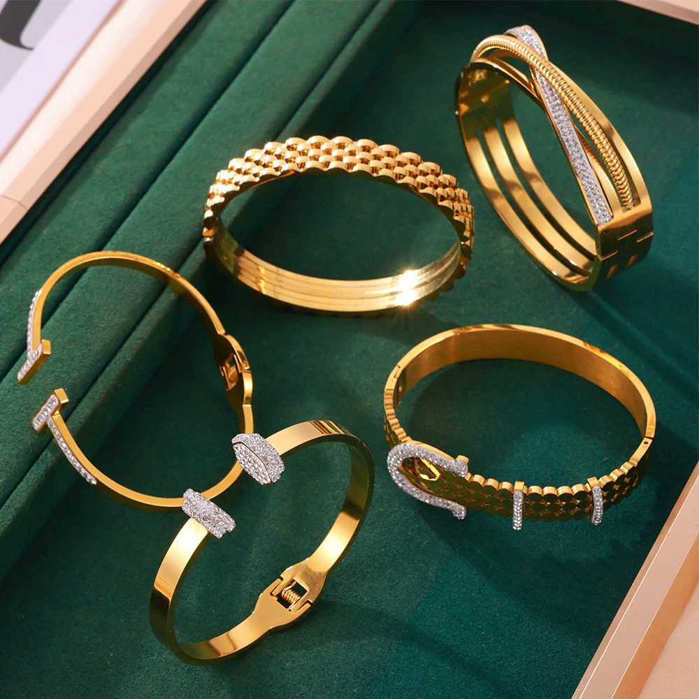 Wholesale Geometric Style Goldplated Titanium Steel Multilayer Stacked Women's Bracelet - Image 3