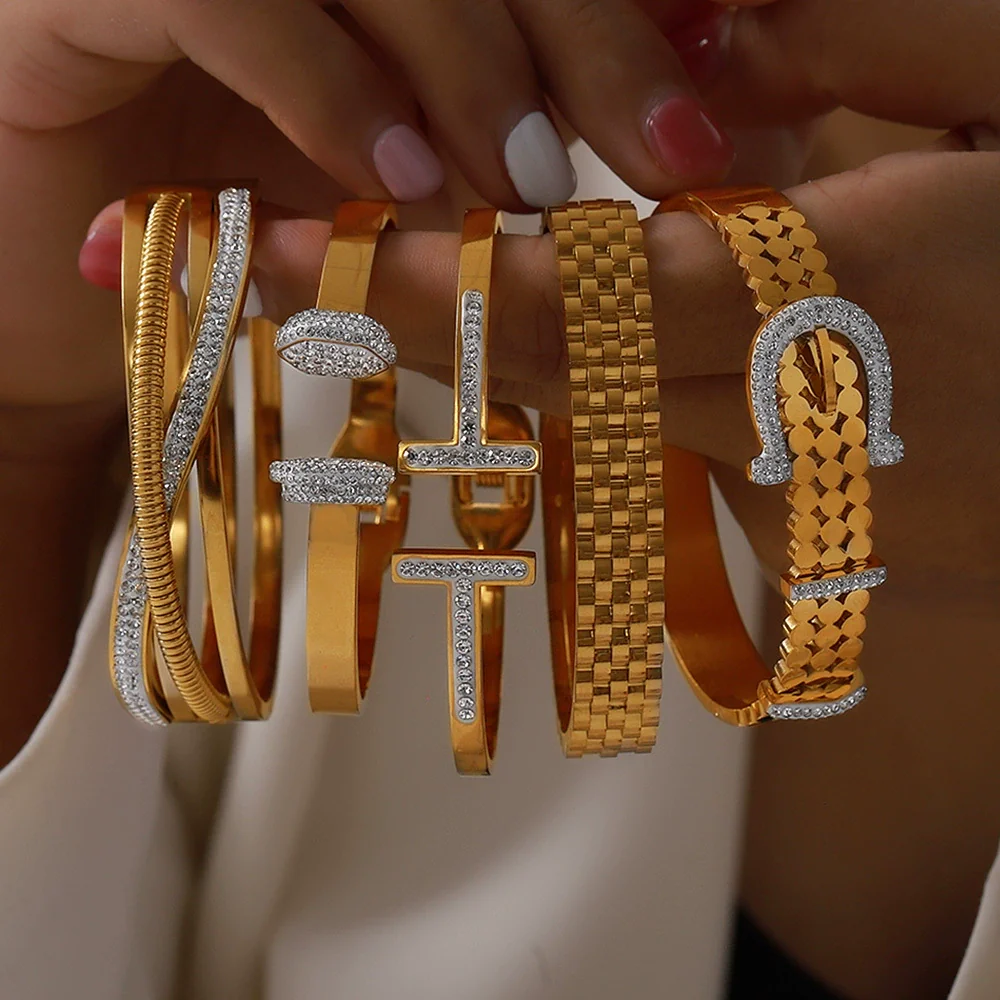 Wholesale Geometric Style Goldplated Titanium Steel Multilayer Stacked Women's Bracelet - Image 4