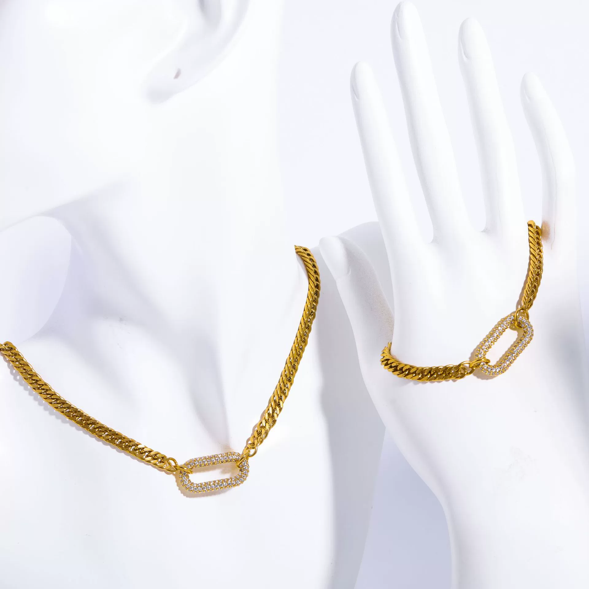 Wholesale Geometric Titanium Steel Electroplated Cuban Chain Choker Collarbone Necklace For Unisex - Image 5