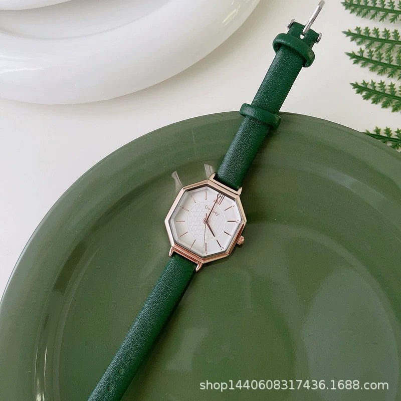 Wholesale Girl's Alloy Heart Casual Quartz Watch With Ordinary Glass Mirror - Image 3
