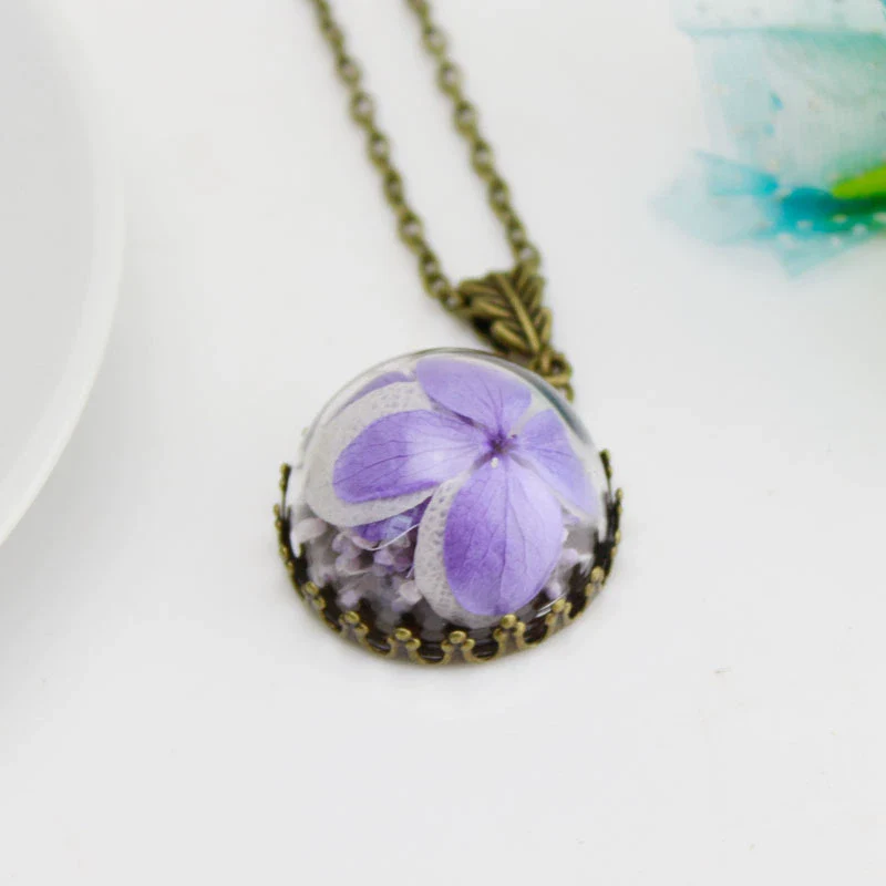 Wholesale Glass And Colored Glaze Geometric Dried Flower Necklace With Encryption Chain