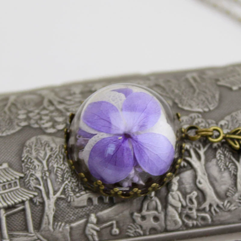 Wholesale Glass And Colored Glaze Geometric Dried Flower Necklace With Encryption Chain - Image 3