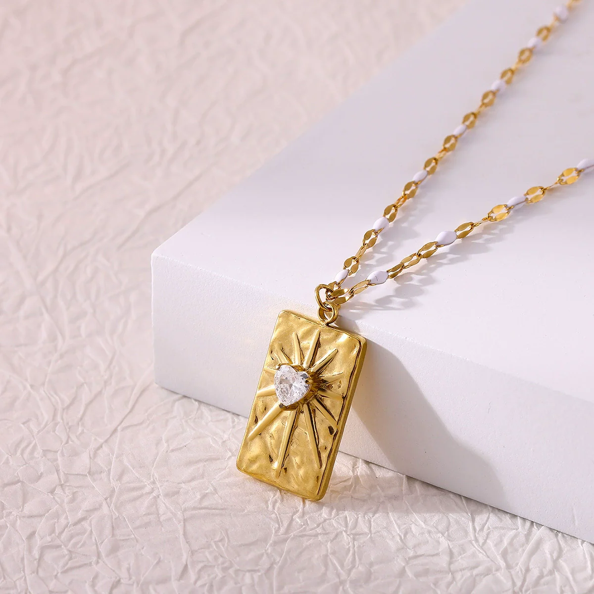 Wholesale Gold Electroplated Stainless Steel Heart Cross Chain Necklace For Unisex - Image 4