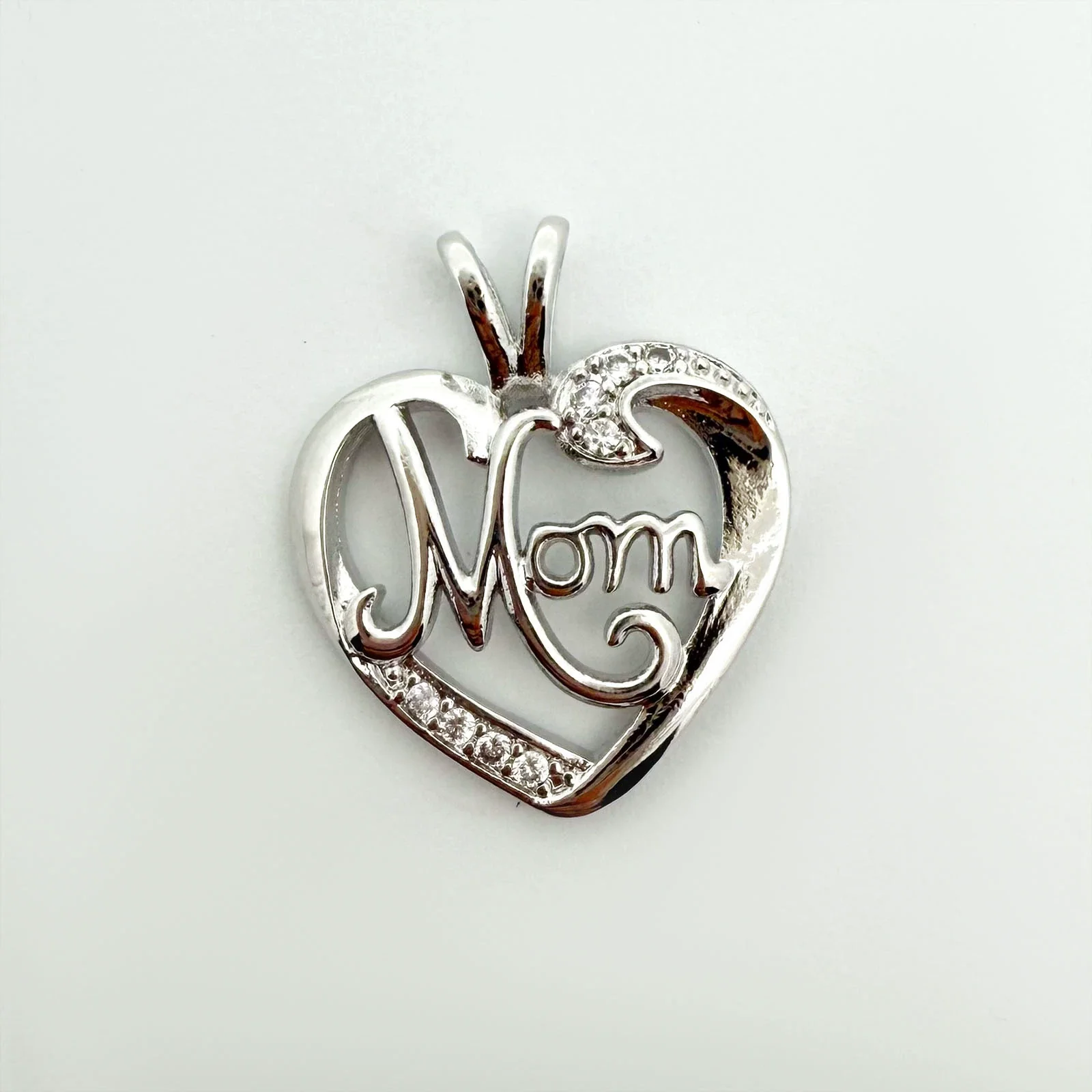 Wholesale Gold Plated Copper Heart Pendant Jewelry Accessories For Women - Image 31