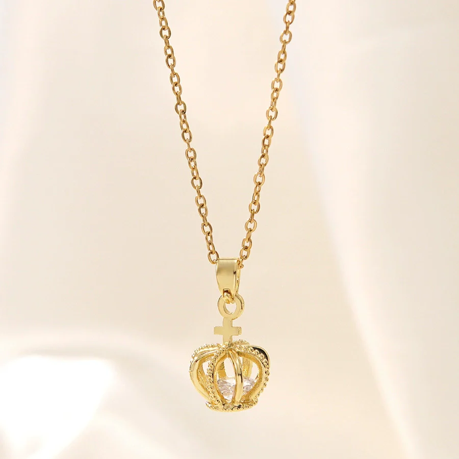 Wholesale Gold Plated Stainless Steel Crown Diamond Clavicle Necklace For Women In Ins Style