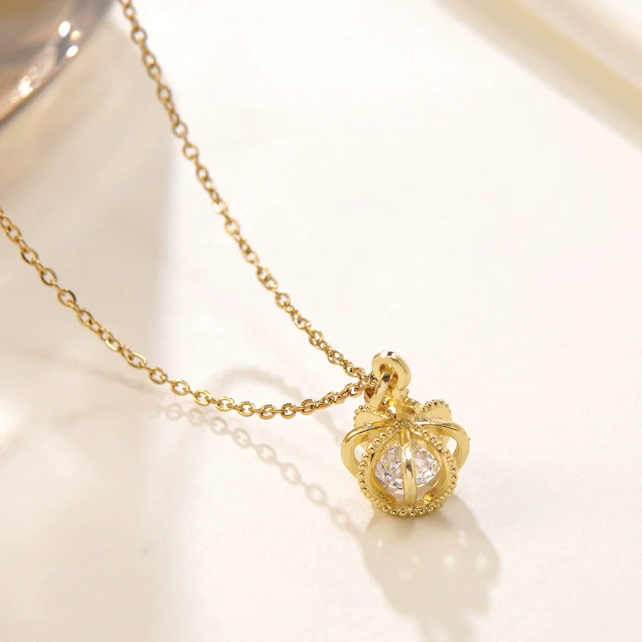 Wholesale Gold Plated Stainless Steel Crown Diamond Clavicle Necklace For Women In Ins Style - Image 4
